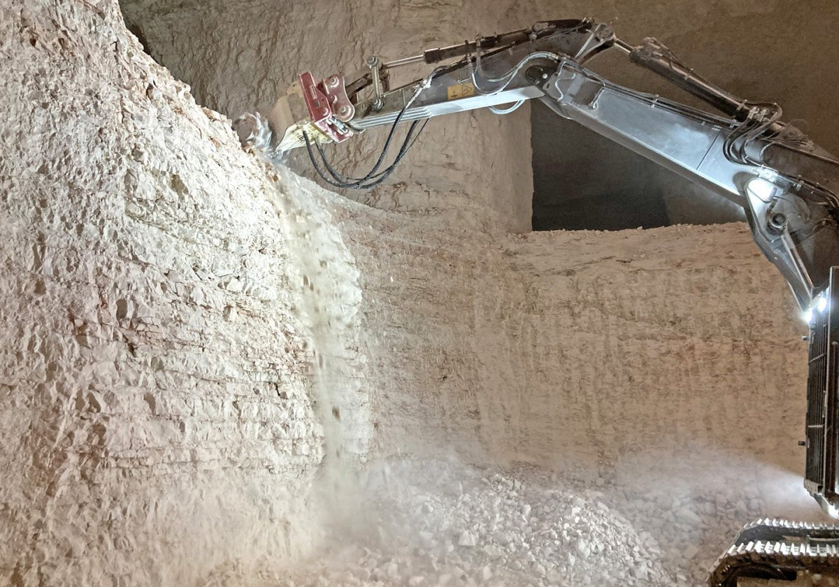 Quarrying With A TF 1100 In A Limestone Cave - Diamond Tool Store